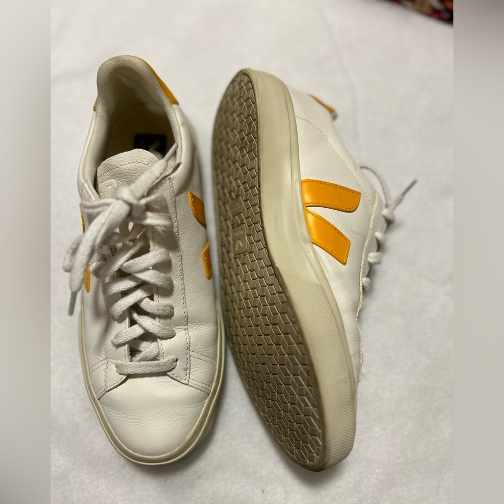 Veja Men’s Campo Sneaker